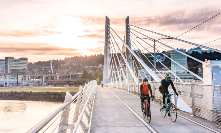 Bikers on Tilikum bridge
